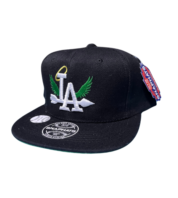 Gorra L.A Recta Ajustable – Estilo Urbano para Adulto 