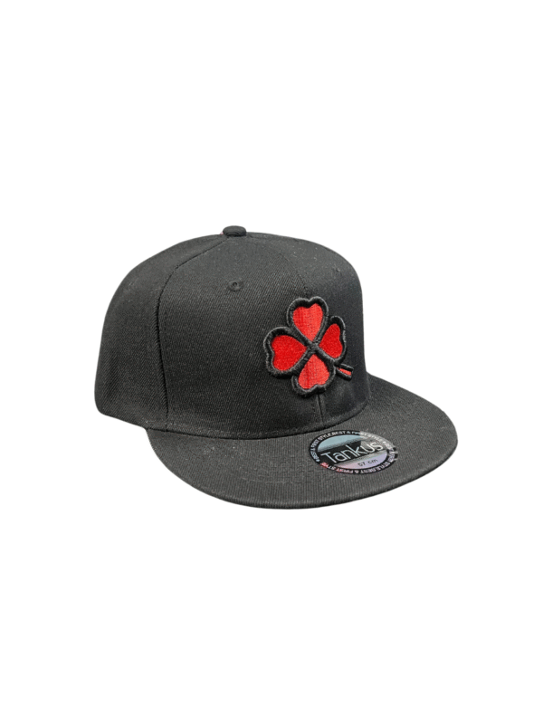 BG06-GORRA RECTA-JC HATS TREBOL-BROCHE AJUSTABLE-COLOR NEGRA