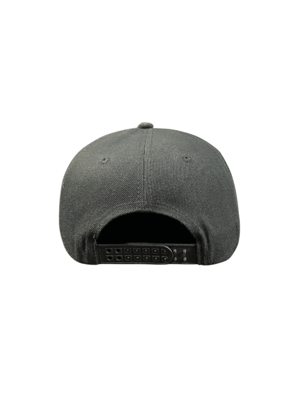 BG07-GORRA RECTA FERRARI-BROCHE AJUSTABLE-COLOR NEGRA