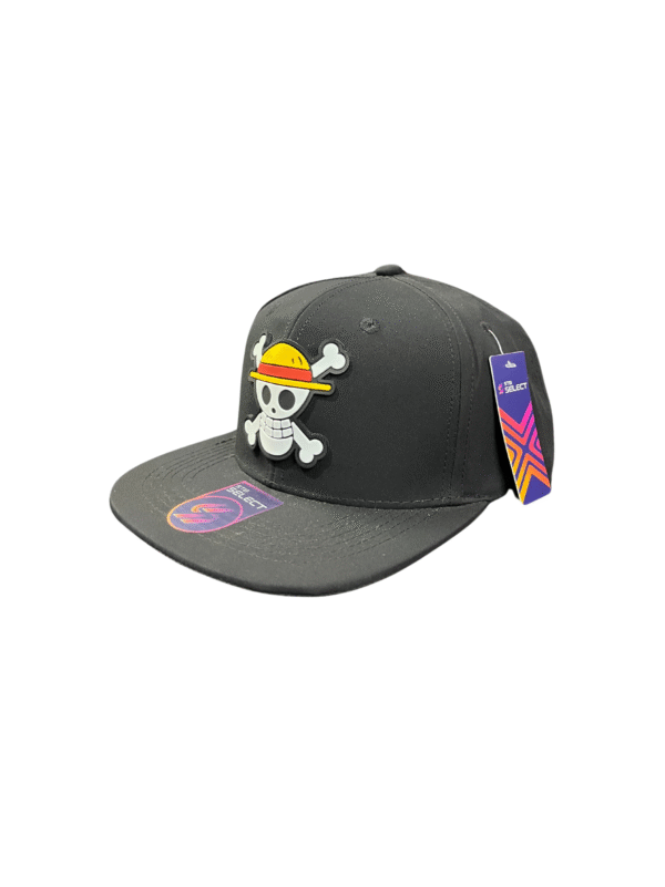 CGP02-GORRA RECTA ONE PIECE-BROCHE AJUSTABLE-COLOR NEGRA