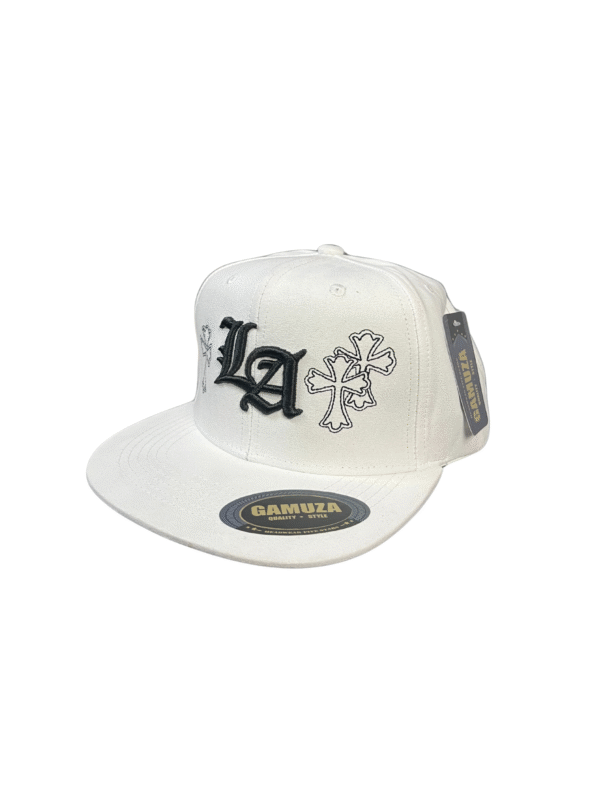 AGGP01-GORRA DE GAMUSA BLANCA L.A-STREETWEAR