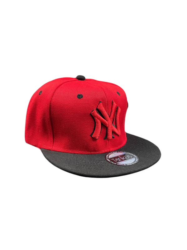 BG14-GORRA DE NEW YORK-SNAPBACK-BROCHE AJUSTABLE-COLOR ROJO/NEGRO-STREETWEAR