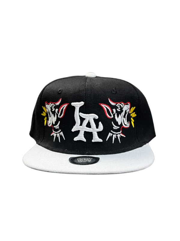BG15-GORRA DE L.A-SNAPBACK-BROCHE AJUSTABLE-COLOR NEGRO/BLANCO-STREETWEAR