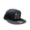 BG24-GORRA DE N.Y-SNAPBACK-BROCHE AJUSTABLE-COLOR NEGRO-STREETWEAR