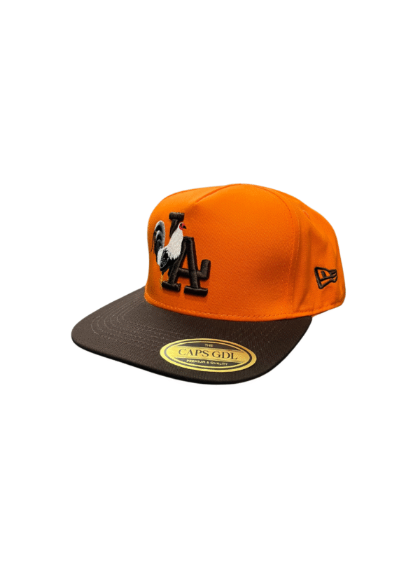 AAD01-GORRA DE L.A-SNAPBACK-BROCHE AJUSTABLE-COLOR NARANJA/CAFE-STREETWEAR