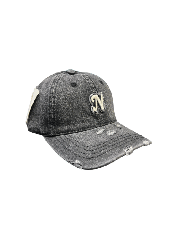 AB001-GORRA BORDADO "N"-DAD HAT-BROCHE METALICO-COLOR DESLAVADO NEGRO-STREETWEAR