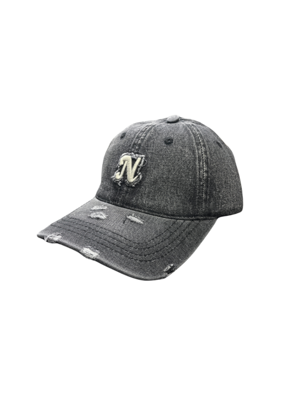 AB001-GORRA BORDADO "N"-DAD HAT-BROCHE METALICO-COLOR DESLAVADO NEGRO-STREETWEAR