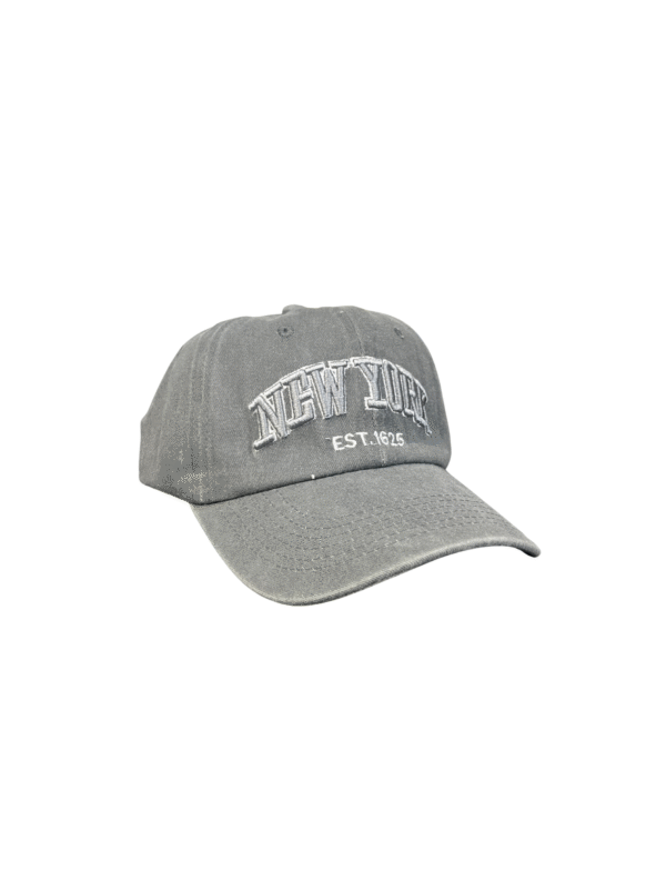 BG32-GORRA DE NEW YORK-CURVA-BROCHE AJUSTABLE-COLOR GRIS CLARO-STREETWEAR